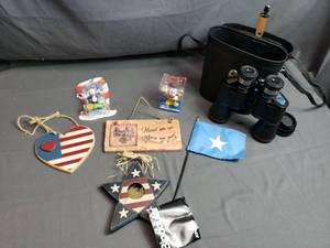 lot 117 image: JC Penney Binoculars and Home Decor