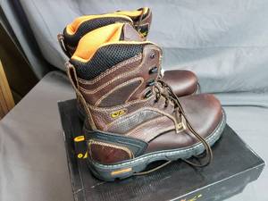 lot 44 image: Thorogood 8 Plain Toe Work Boots Size 11 - New