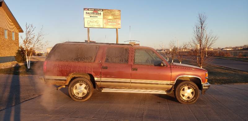 1998 Chevrolet Suburban LS