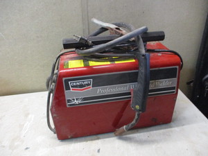 lot 55 image: Century 125GL Welder