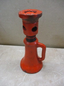 lot 56 image: Heavy Duty Screw Jack