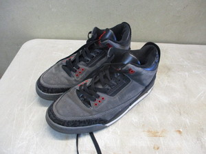 lot 92 image: Air Jordans Size 11