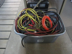 lot 104 image: Tote of Hoses and Wire