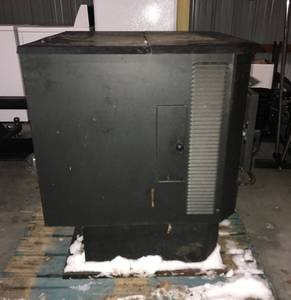 lot 4 image: Magnum Countryside Wood Pellet Stove