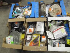 lot 309 image: Pallet of Miscellaneous Untested items from Home Depot