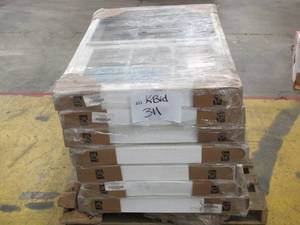 lot 311 image: Pallet of 7 NEW JELD-WEN 31.375 in. x 53.125 in. V-2500 Series White Vinyl Double Hung Windows with Colonial GridsGrilles