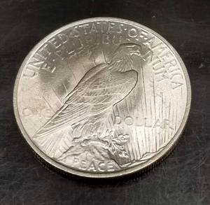 1923 PEACE SILVER DOLLAR BU-UNC