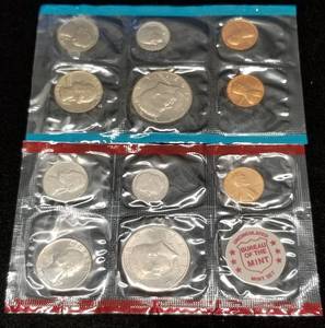 1971 US MINT SET IN ORIGINAL PACKAGING