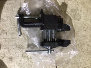 BESSEY 3 in. Clamp-On Vise