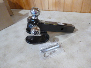 lot 5 image: Tri-Ball Trailer Hitch Mount
