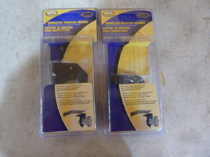 lot 27 image: 2 Valley Connector Mounting Brackets