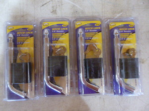 lot 39 image: 4 Valley Hitch Locks