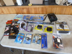 lot 128 image: Automotive Accessories