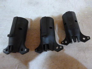 lot 134 image: 3 Adapters 7-Pin to 4-Pin