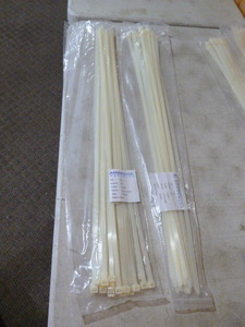 lot 136 image: 2 Packs of CableZip-Ties