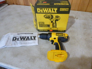 lot 162 image: DeWalt 12 Cordless Drill Driver