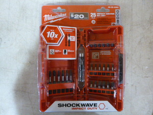 lot 163 image: Milwaukee 25 Piece Impact Driver Bit Set