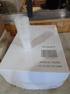 lot 293 image: Case of 9 Ounce Plastic Cups