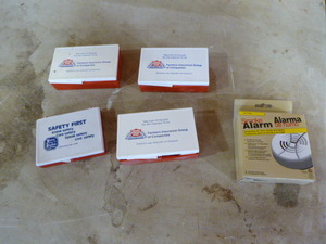 lot 296 image: Small First Aid Kits