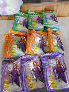 lot 307 image: Vacuum Compressed Bags with Suction Valves