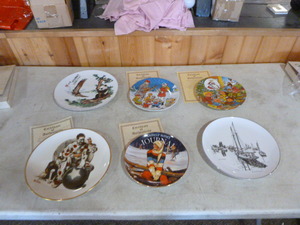 lot 366 image: 6 Decorative Plats