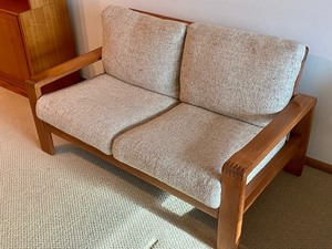 d-Scan Mid Century Love Seat