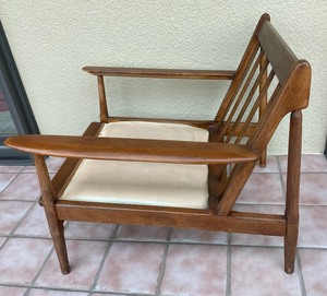 Awesome Wood Frame Mid Century Chair