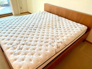 d-Scan Mid Century King Bed Frame
