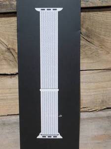 lot 35 image: Nike Sport Loop for Apple Watch 44mm - Summit White