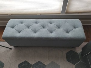 lot 26 image: Storage Bench