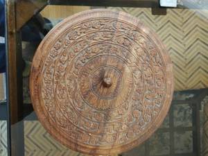 lot 40 image: Hand Carved Wood Divided Dish with Lid from Pakistan