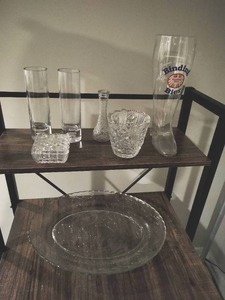 lot 113 image: Collection of Crystal and Glass Dcor