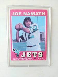 lot 97 image: 1971 TOPPS Jets Joe Namath Football Trading Card #250