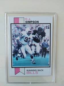lot 104 image: 1973 TOPPS Bills OJ Simpson Football Trading Card #500