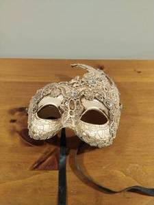 lot 69 image: Decorative Mask