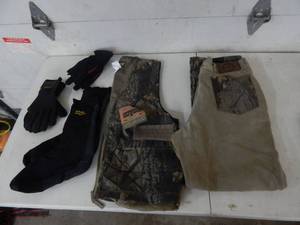 New Camo Vest Size M, Fiel Pant Size 34, Cabelas Goretex Boots Liners, 2-Pair Neoprene Gloves