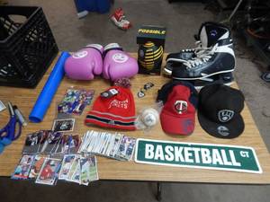 Sporting Goods & Collectibles, Sports Cards , Autographed Baseball, Hats Football, Boxing Gloves, Kotlo Skates Size 11