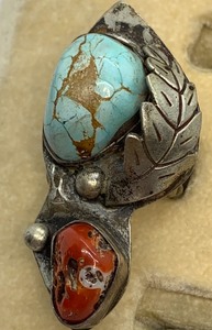 lot 8 image: Turquoise and Red Coral Silver Ring