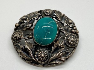 lot 16 image: Sterling & Turquoise Floral Design Brooch