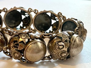 lot 30 image: Sterling Niels Erik Fish Bubble Bracelet