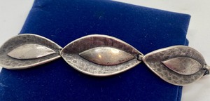 lot 40 image: Vintage Dane Craft Sterling Bracelet