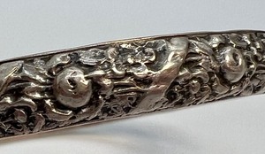 lot 86 image: Beautiful Danecraft Sterling Bangle Bracelet