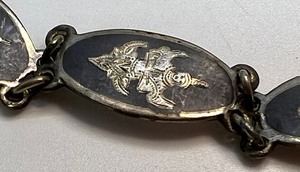 lot 113 image: Vintage Siam Sterling Brooch and Panel Bracelet