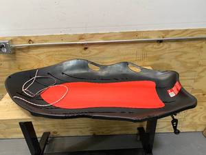 lot 26 image: FLEXIBLE FLYER 48 Boat Plastic Sled