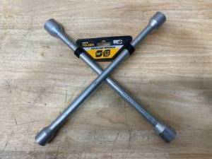 lot 73 image: TOLSEN 14inch 17-19-21-23mm Rim Lug Nuts Cross Wrench Tire Wheel Repair Tool