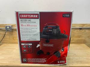 lot 52 image: CRAFTSMAN 16 gal Corded WetDry Vacuum 12 amps 120 V 6.5 HP