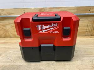 lot 60 image: MILWAUKEE M12 FUEL 12-Volt Lithium-Ion Cordless 1.6 Gal. WetDry Vacuum (Tool-Only)