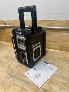 lot 12 image: MAKITA 18-Volt LXT Lithium-Ion Cordless Bluetooth Job Site Radio (Tool Only)