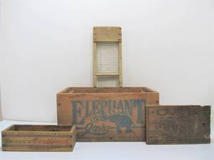 lot 55 image: Group of Vintage & Antique Primitive Wooden Items