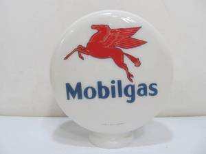 lot 121 image: Smaller Vintage Milk Glass MOBILGAS Gas Pump Globe Shade